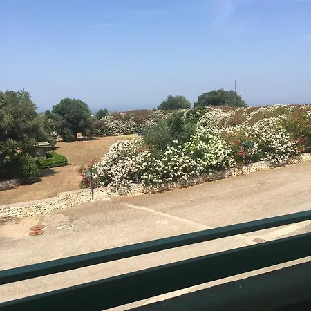 בית חווה Masseria Caramia *